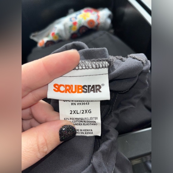 ScrubStar gray flare leg scrub pants 2X - Picture 4 of 4